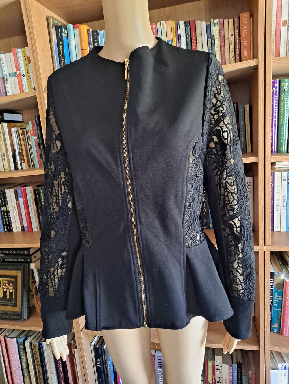 XOXO Elegant Black Lace-Sleeve Zip-Front Jacket - Picture 5 of 11